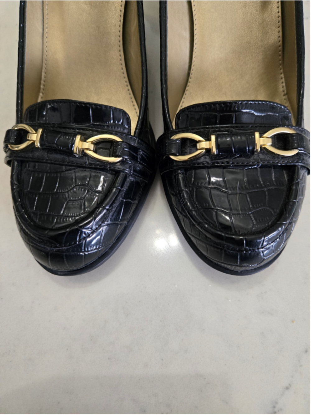 Bandolino Black Croc Embossed Patent Block Heeled Loafers Gold Horsebit Size 7 - Picture 4 of 8